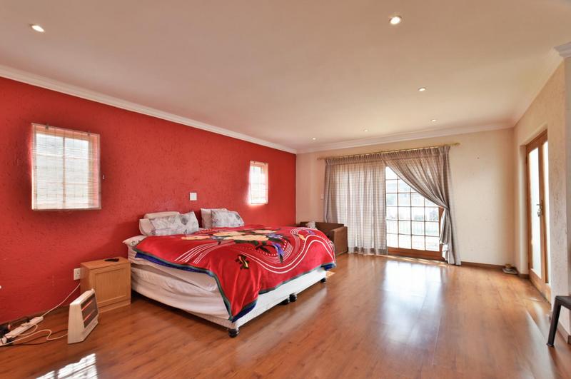 4 Bedroom Property for Sale in Sydenham Gauteng