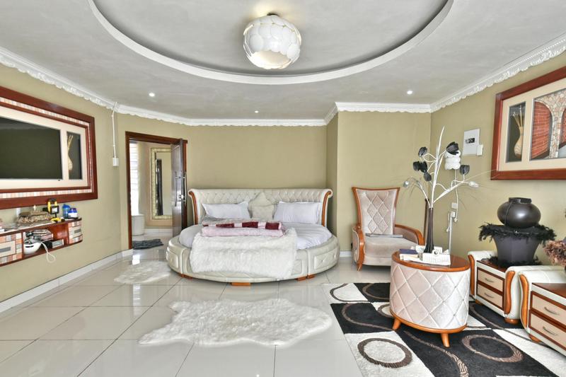 5 Bedroom Property for Sale in Blignautsrus A H Gauteng