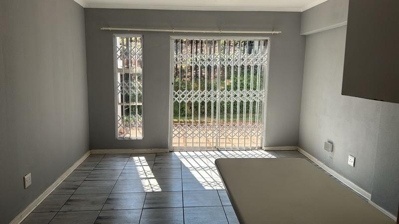 2 Bedroom Property for Sale in Northcliff Gauteng