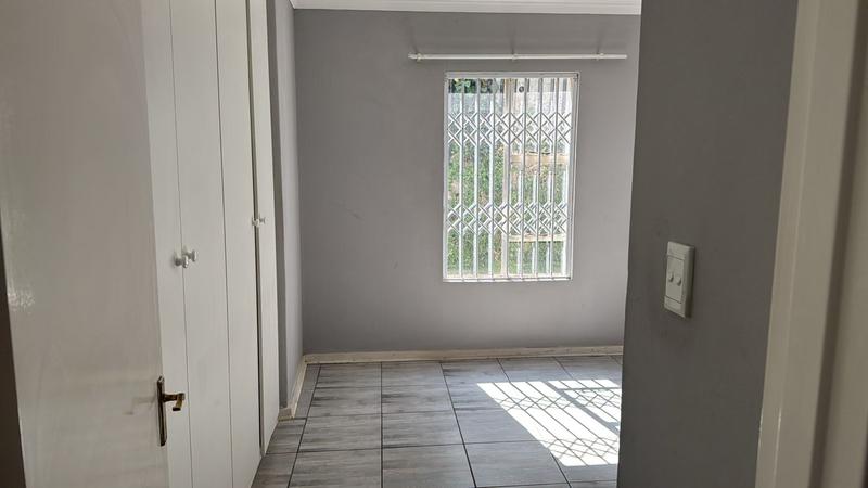 2 Bedroom Property for Sale in Northcliff Gauteng