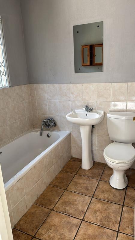 2 Bedroom Property for Sale in Northcliff Gauteng