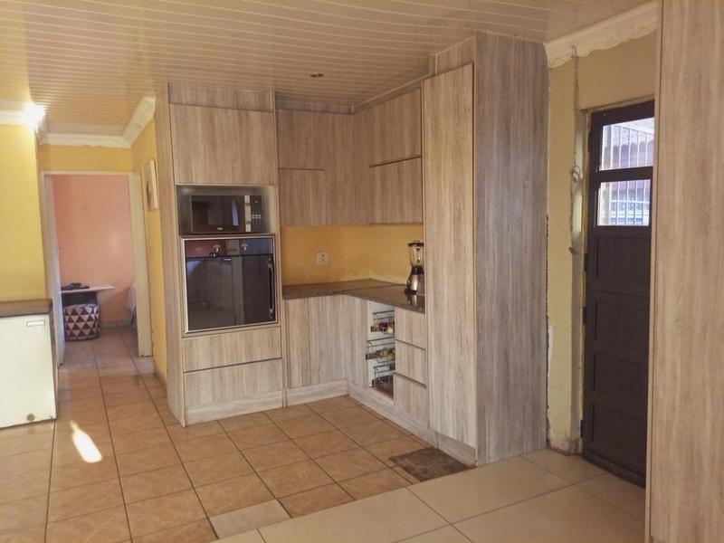 3 Bedroom Property for Sale in Protea Glen Gauteng