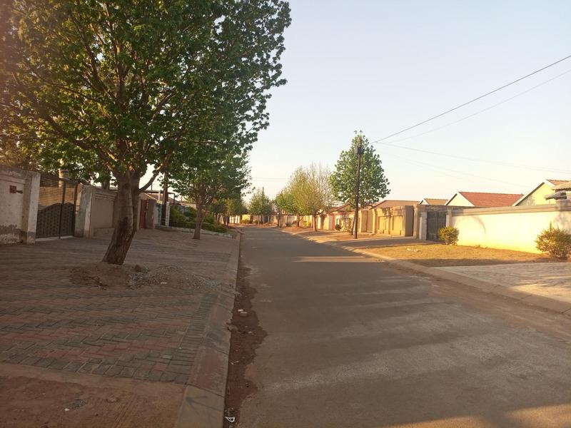 3 Bedroom Property for Sale in Protea Glen Gauteng