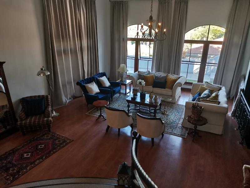 7 Bedroom Property for Sale in Waterkloof Ridge Gauteng