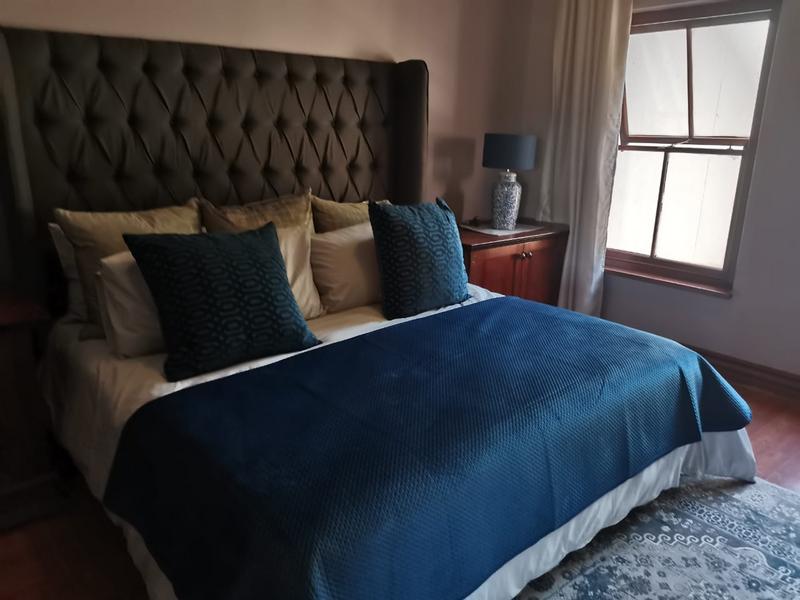 7 Bedroom Property for Sale in Waterkloof Ridge Gauteng