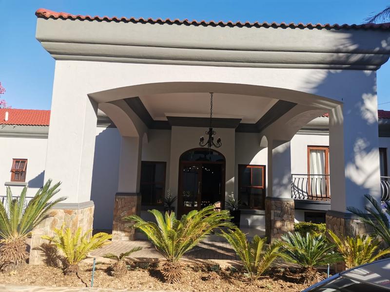 7 Bedroom Property for Sale in Waterkloof Ridge Gauteng