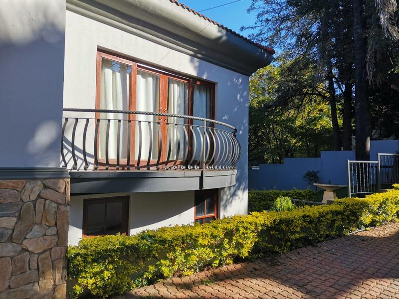 7 Bedroom Property for Sale in Waterkloof Ridge Gauteng