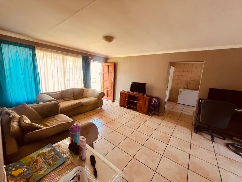 4 Bedroom Property for Sale in Pretoria North Gauteng