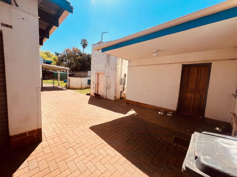 4 Bedroom Property for Sale in Pretoria North Gauteng