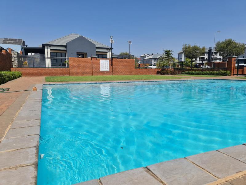 2 Bedroom Property for Sale in Golden Fields Estate Gauteng