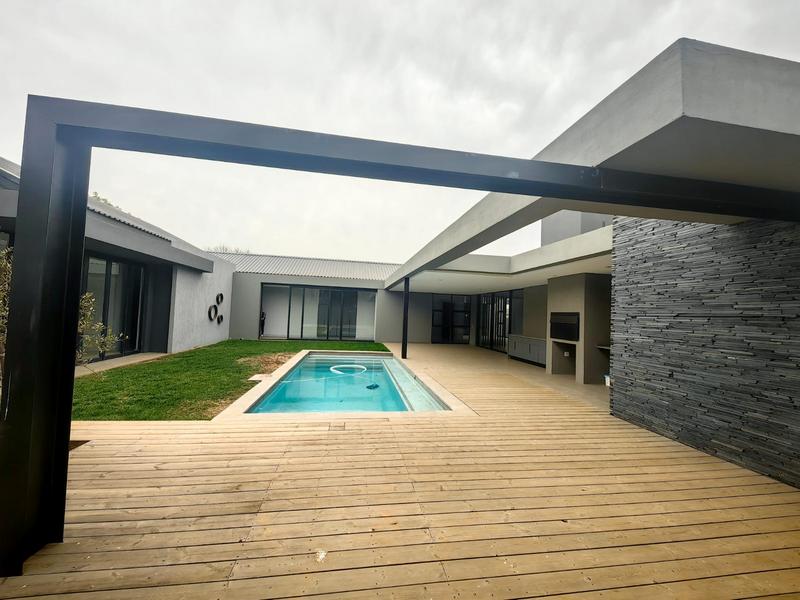 4 Bedroom Property for Sale in Serengeti Lifestyle Estate Gauteng