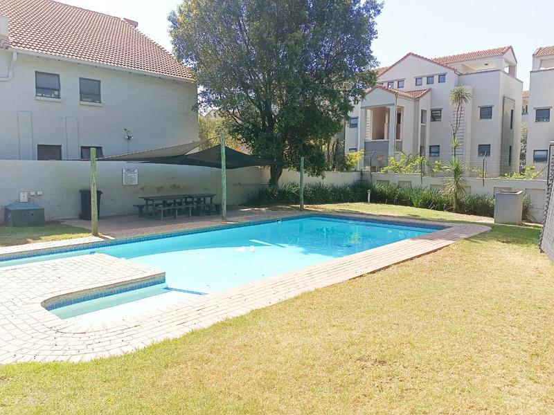 2 Bedroom Property for Sale in Paulshof Gauteng