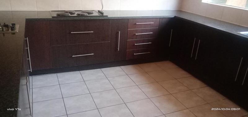 4 Bedroom Property for Sale in Verwoerdpark Gauteng