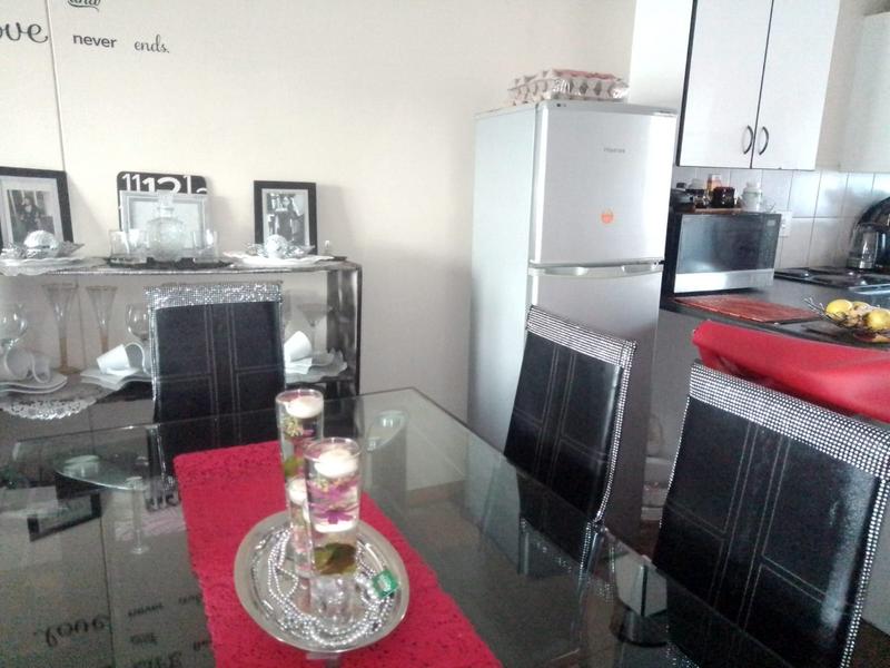 2 Bedroom Property for Sale in Menlyn Gauteng