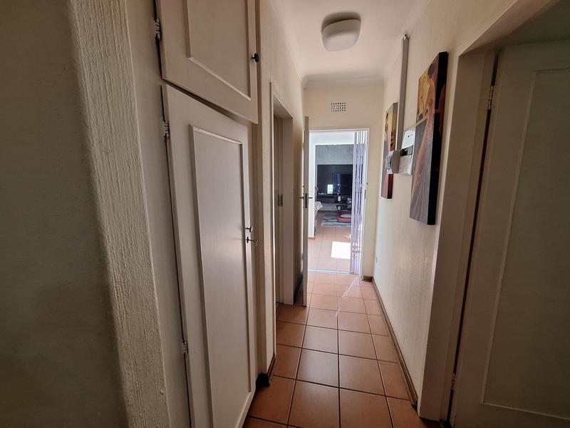 To Let 3 Bedroom Property for Rent in Bryanston Gauteng