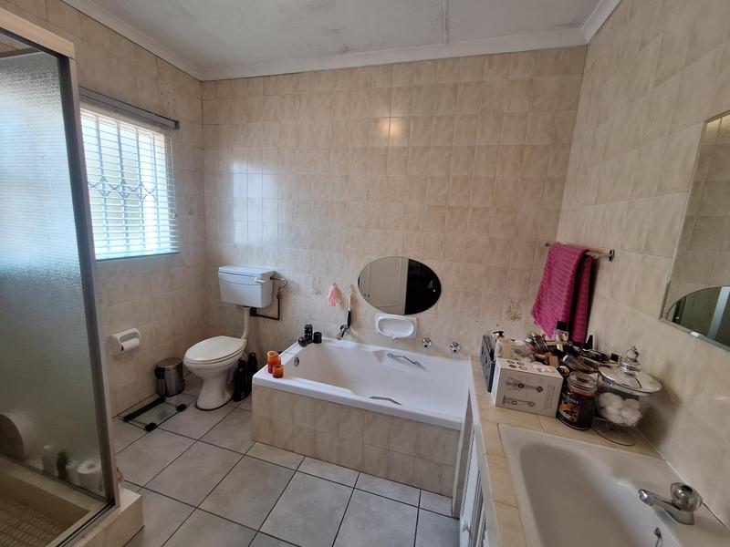 To Let 3 Bedroom Property for Rent in Bryanston Gauteng