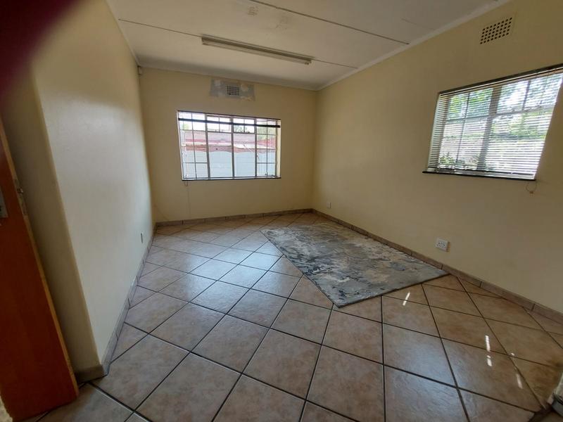 To Let 3 Bedroom Property for Rent in Sylviavale Gauteng