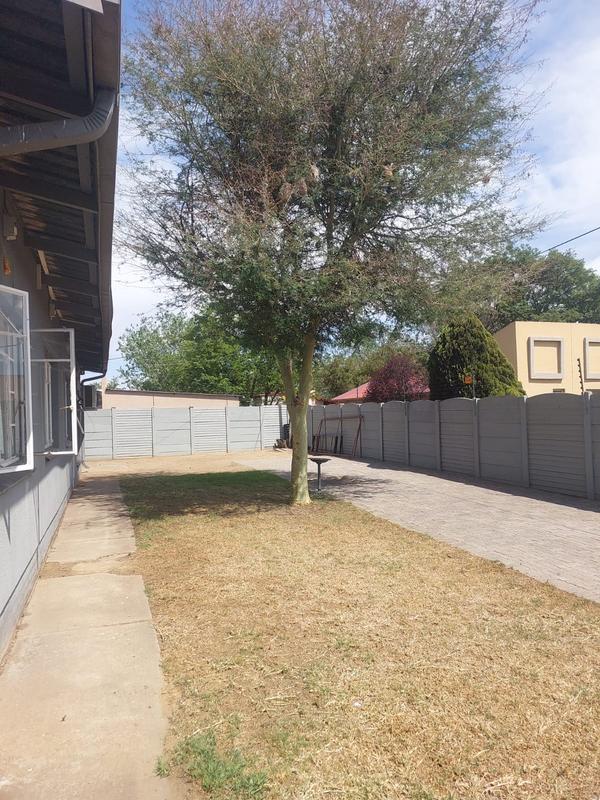 To Let 3 Bedroom Property for Rent in Sylviavale Gauteng