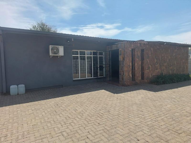 To Let 3 Bedroom Property for Rent in Sylviavale Gauteng