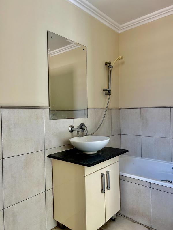 To Let 2 Bedroom Property for Rent in Edenburg Gauteng