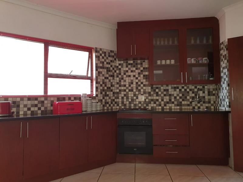 4 Bedroom Property for Sale in Amandasig Gauteng