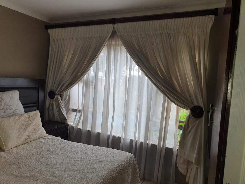 4 Bedroom Property for Sale in Amandasig Gauteng