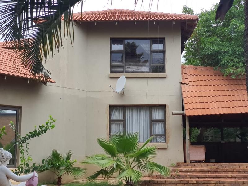 4 Bedroom Property for Sale in Amandasig Gauteng