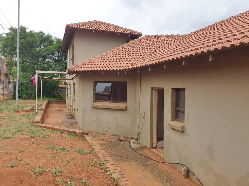 4 Bedroom Property for Sale in Amandasig Gauteng