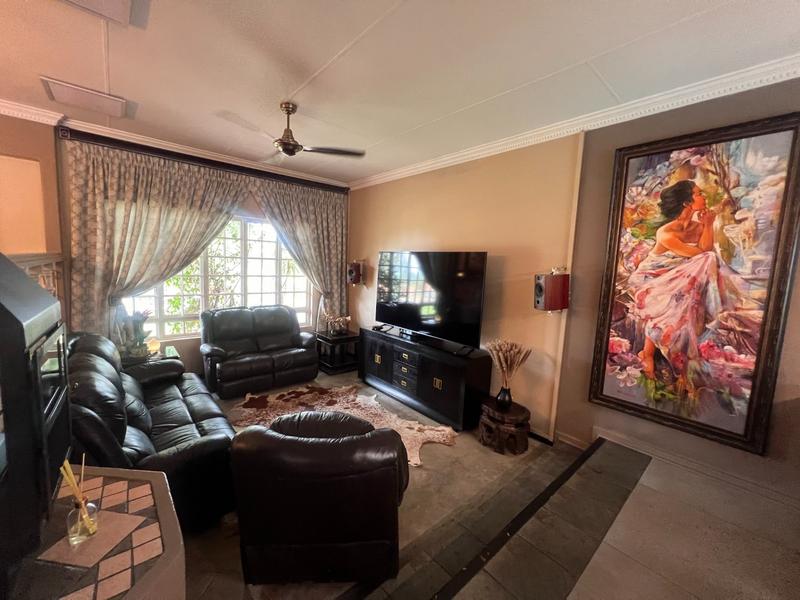 6 Bedroom Property for Sale in Amandasig Gauteng