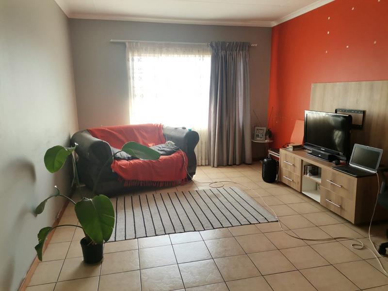 1 Bedroom Property for Sale in Karenpark Gauteng