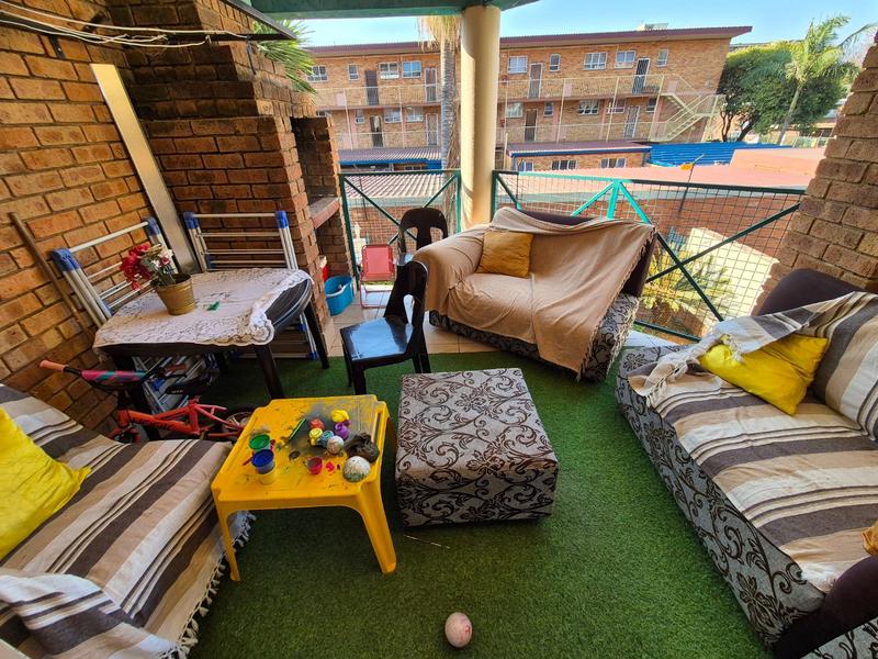 2 Bedroom Property for Sale in Pretoria North Gauteng