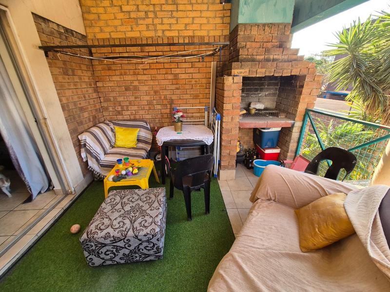 2 Bedroom Property for Sale in Pretoria North Gauteng