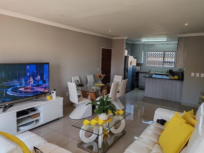 3 Bedroom Property for Sale in Sonneveld Gauteng