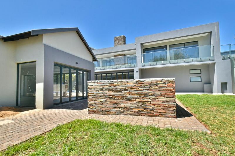 5 Bedroom Property for Sale in Serengeti Lifestyle Estate Gauteng