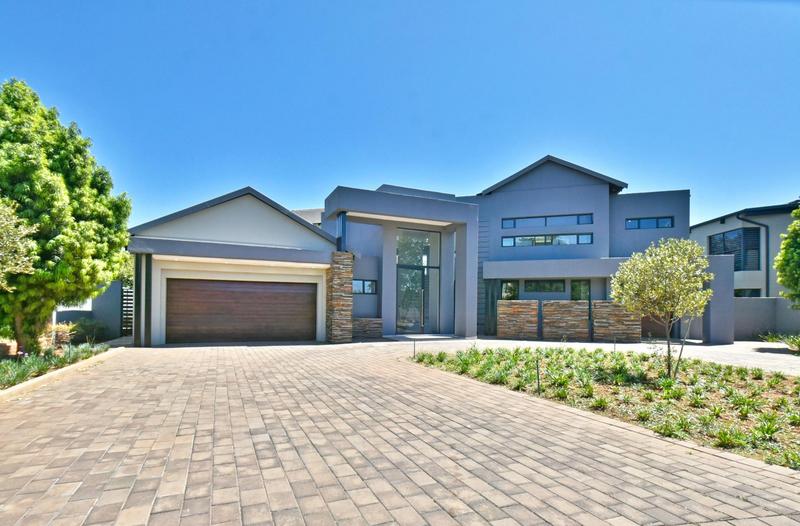 5 Bedroom Property for Sale in Serengeti Lifestyle Estate Gauteng