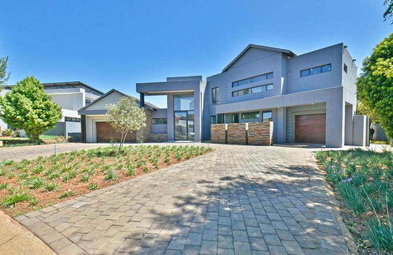 5 Bedroom Property for Sale in Serengeti Lifestyle Estate Gauteng