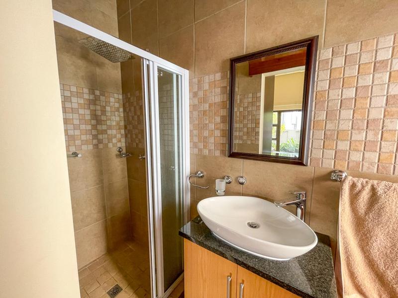 5 Bedroom Property for Sale in Midstream Ridge Gauteng