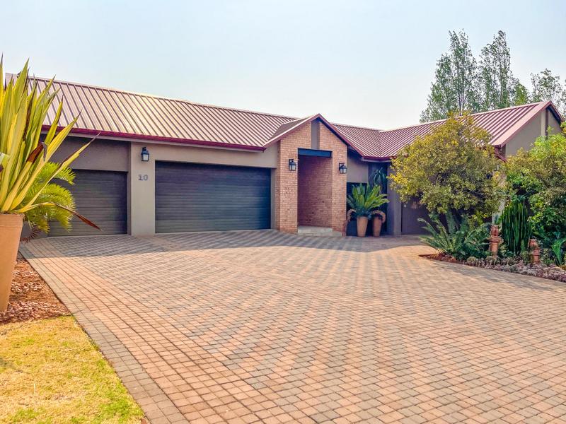 5 Bedroom Property for Sale in Midstream Ridge Gauteng