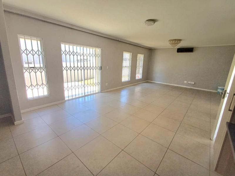 To Let 3 Bedroom Property for Rent in Blue Hills Gauteng