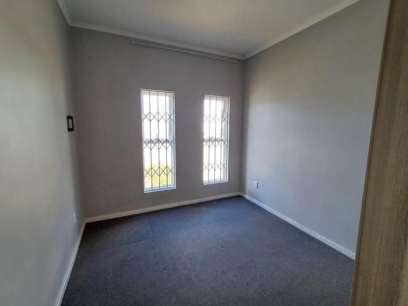 To Let 3 Bedroom Property for Rent in Blue Hills Gauteng