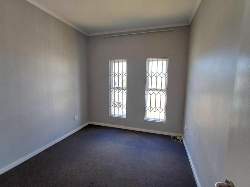 To Let 3 Bedroom Property for Rent in Blue Hills Gauteng