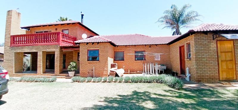 5 Bedroom Property for Sale in Moreleta Park Gauteng