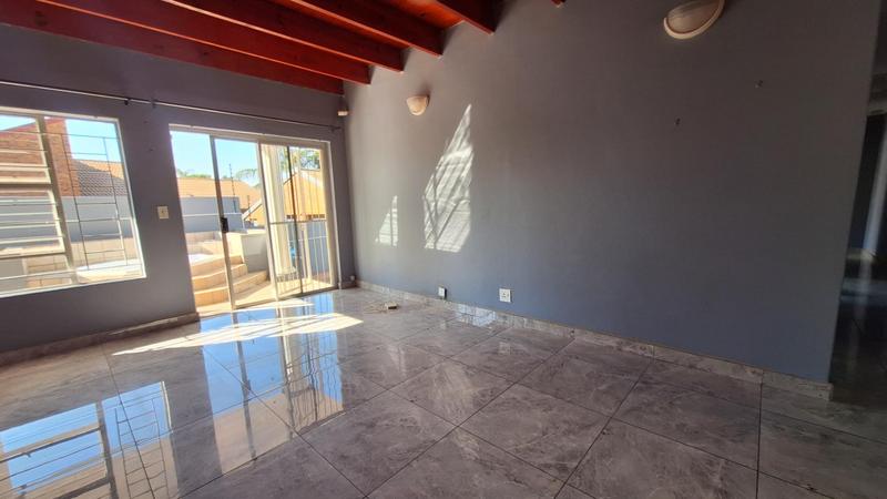 4 Bedroom Property for Sale in Moreleta Park Gauteng