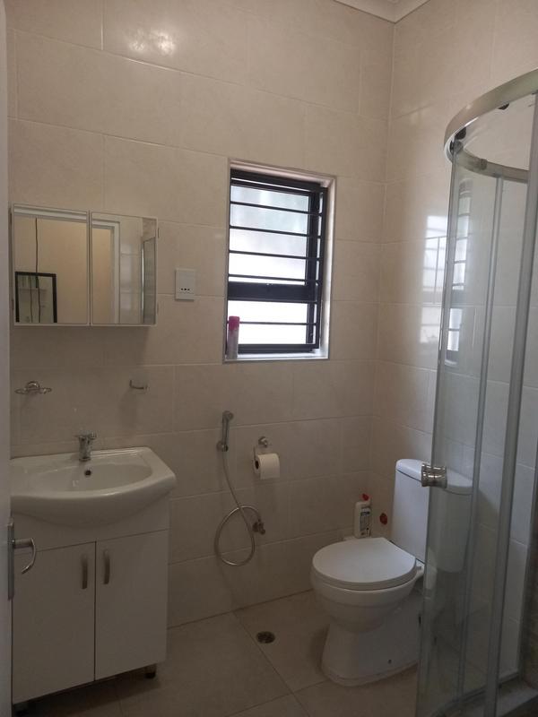 To Let 1 Bedroom Property for Rent in Linden Gauteng