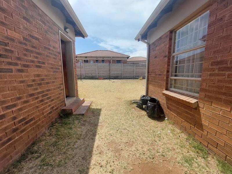 3 Bedroom Property for Sale in Thatch Hill Estate Gauteng