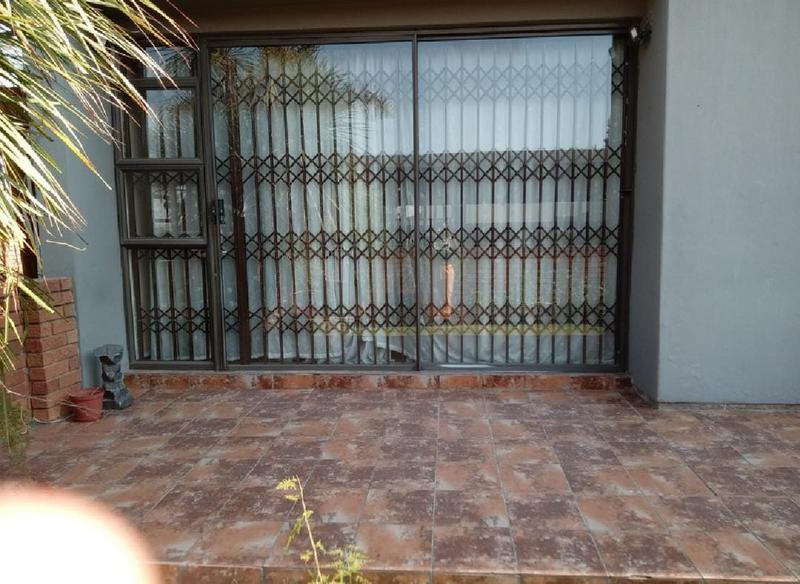 2 Bedroom Property for Sale in Birchleigh Gauteng