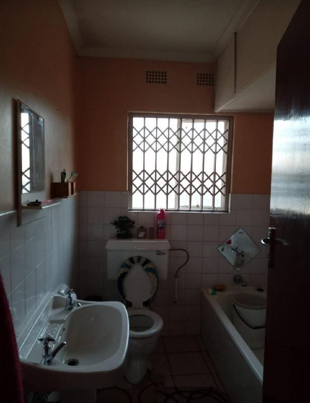 2 Bedroom Property for Sale in Birchleigh Gauteng