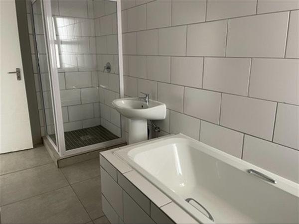 To Let 2 Bedroom Property for Rent in Glen Marais Gauteng