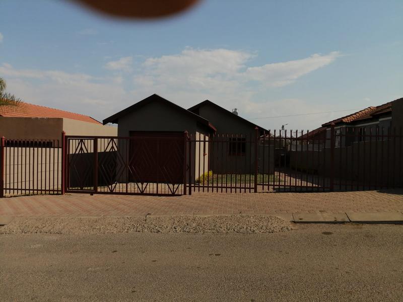 3 Bedroom Property for Sale in Olievenhoutbosch Gauteng