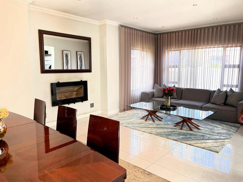 5 Bedroom Property for Sale in Stone River Estate Gauteng